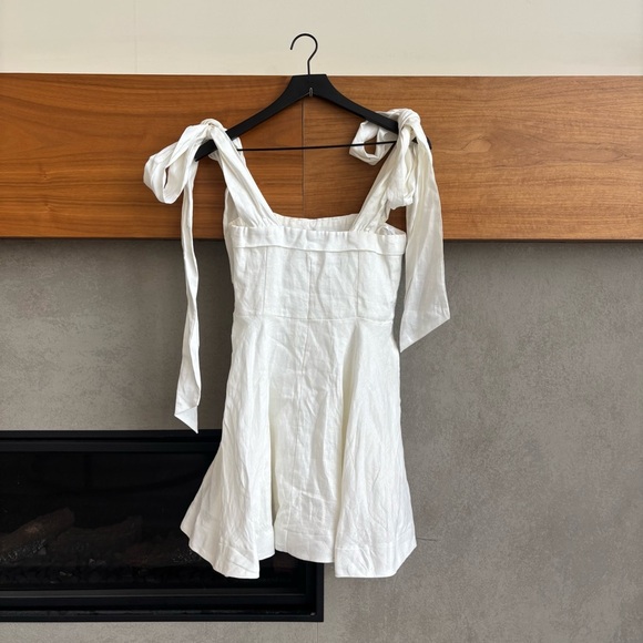 DISSH AISLE LINEN BOW MINI DRESS WHITE, SIZE 4 - Picture 15 of 16
